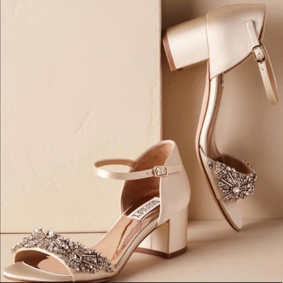 Badgley Mischka Mareva wedding heels - Picture 1 of 3